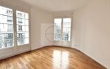 Appartement à vendre à Paris 20ème — Vue sur la ville — photo 2
