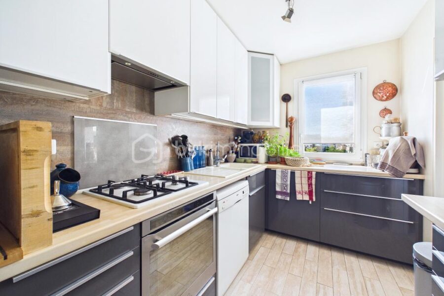 Appartement à vendre à Charenton le pont — Vue sur la ville — photo 3