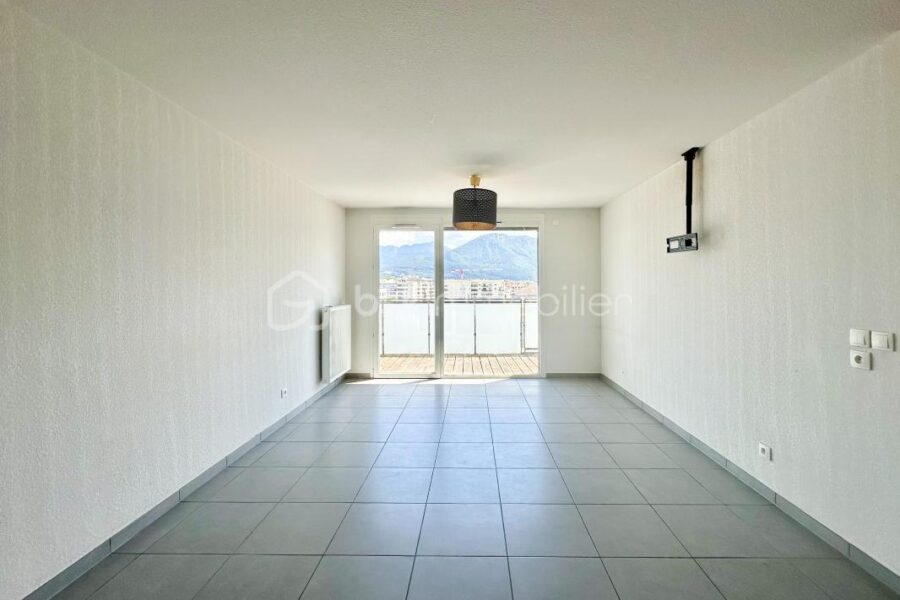Appartement à vendre à Annecy — Vue montagne — photo 4
