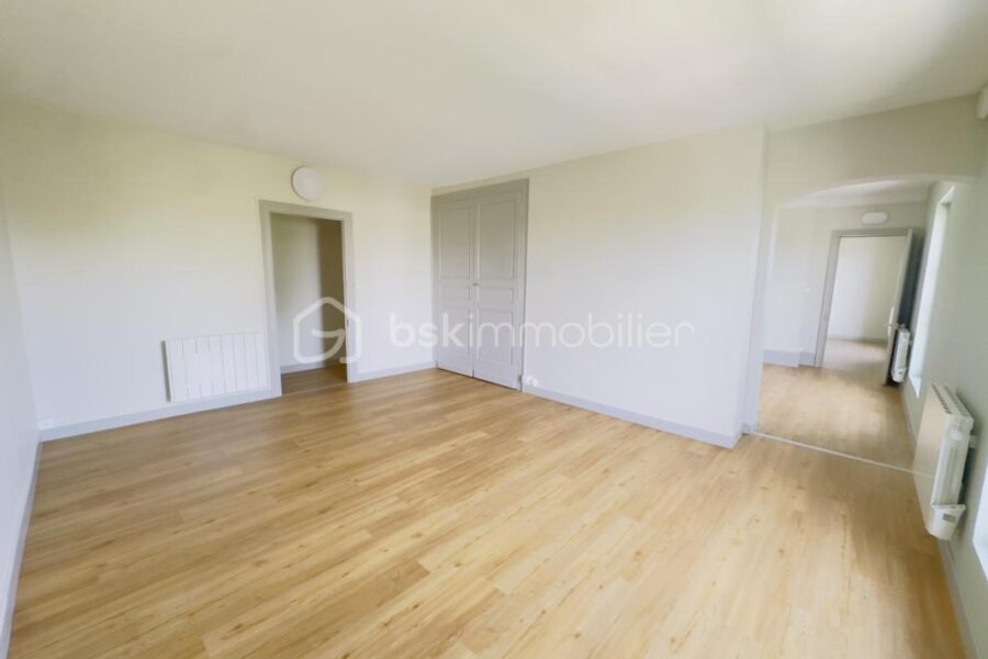 Appartement à louer à Chatellerault — Vue fleuve — photo 3