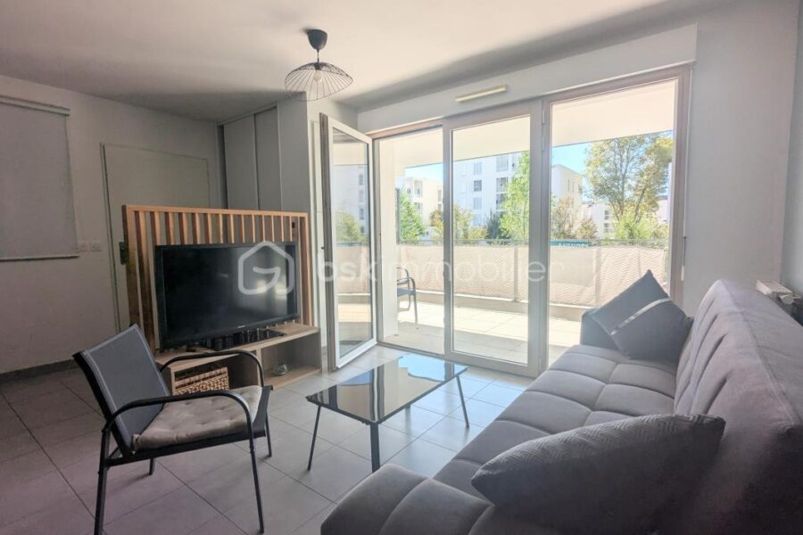 Appartement à louer à Villeurbanne — Vue sur la ville — photo 4