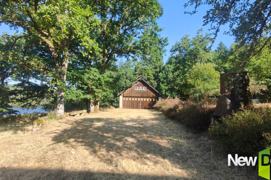 Maison à vendre à Marcillac la croisille — Vue lac — photo 31