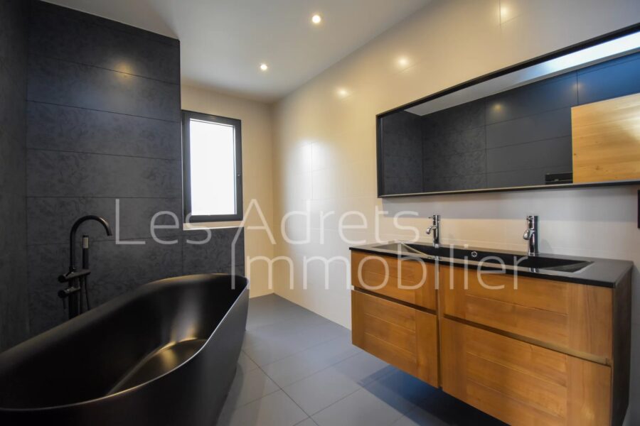 Maison à vendre à Les adrets-de-l&rsquo;estérel — Vue mer — photo 13
