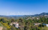 Terrain à vendre à Les adrets-de-l&rsquo;estérel — Vue mer — photo 2