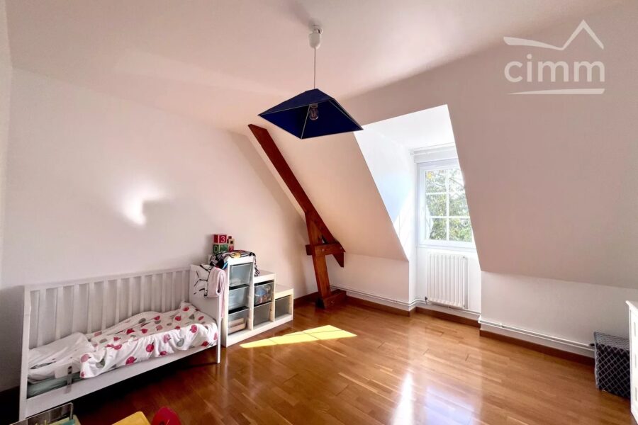 Maison à vendre à Chamant — Vue parc — photo 15