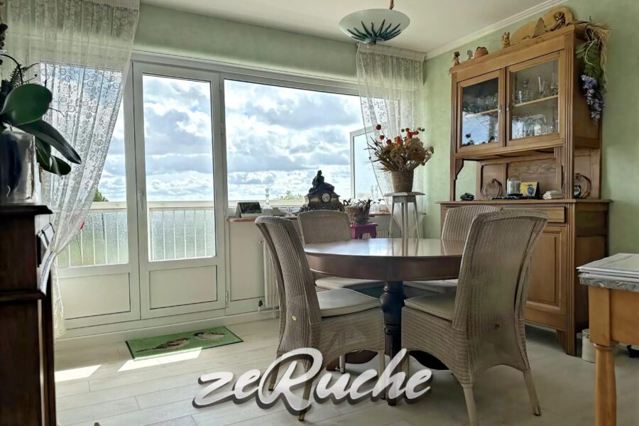 Appartement à vendre à Hérouville-saint-clair — Vue sur la ville — photo 2