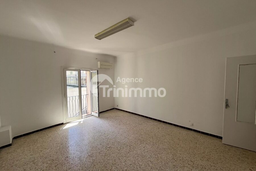Maison à vendre à Contes — Vue montagne — photo 8