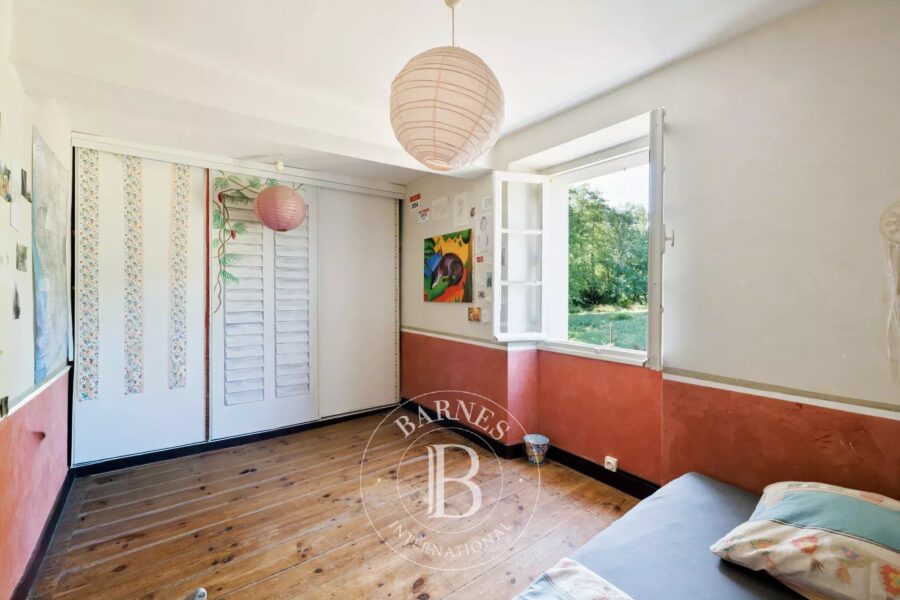 Maison à vendre à Saint-pée-sur-nivelle — Vue montagne — photo 10