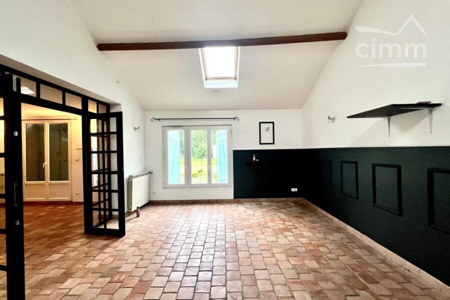Maison à vendre à Pierrefonds — Vue parc — photo 2