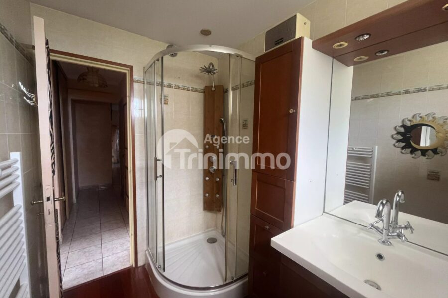 Appartement à vendre à Saint-laurent-du-var — Vue mer — photo 7