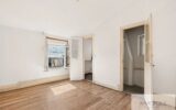 Appartement à vendre à Paris 18ème — Vue sur la ville — photo 4