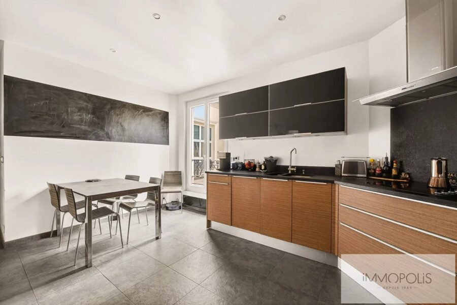 Appartement à vendre à Paris 9ème — Vue sur la ville — photo 13