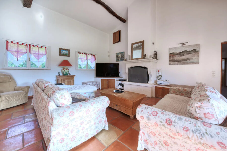 Maison à vendre à Cogolin — Vue nature — photo 11