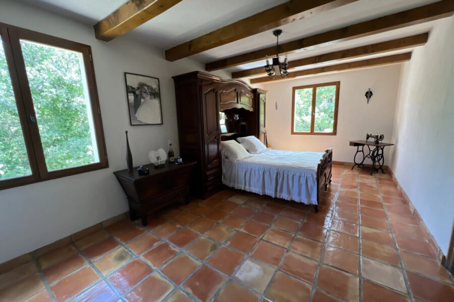Maison à vendre à Rougiers