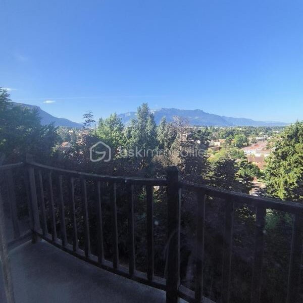 Maison à vendre à Voiron — Vue montagne — photo 4