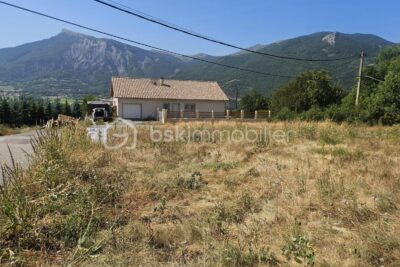 Terrain à vendre à La roche des arnauds