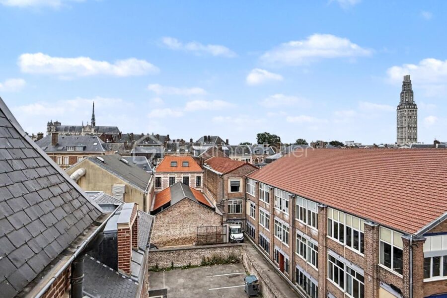 Appartement à vendre à Amiens — Vue sur la ville — photo 1