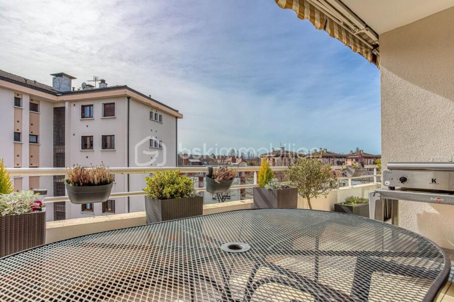 Appartement à vendre à Annecy — Vue montagne — photo 4