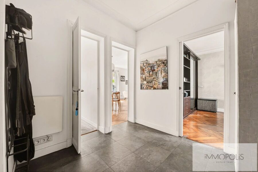 Appartement à vendre à Paris 9ème — Vue sur la ville — photo 6