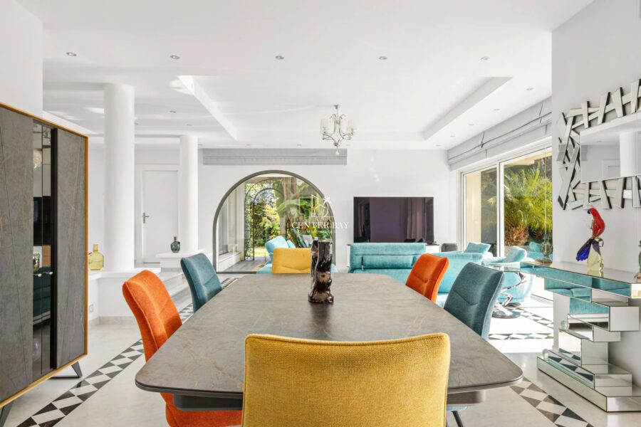 Maison à vendre à Antibes — Vue mer — photo 5