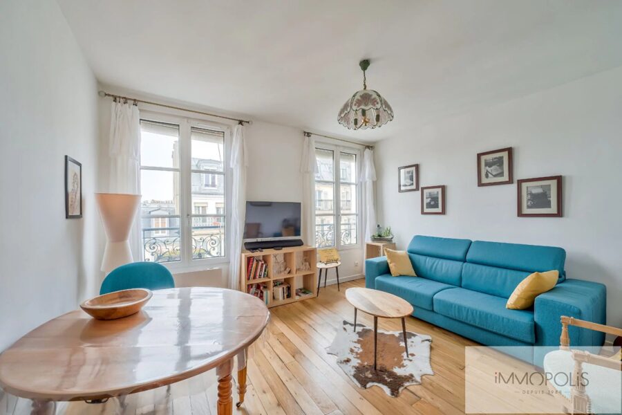 Appartement à vendre à Paris 18ème — Vue sur la ville — photo 3
