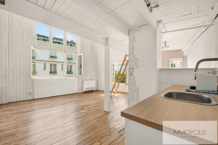 Appartement à vendre à Paris 18ème — Vue sur la ville — photo 8