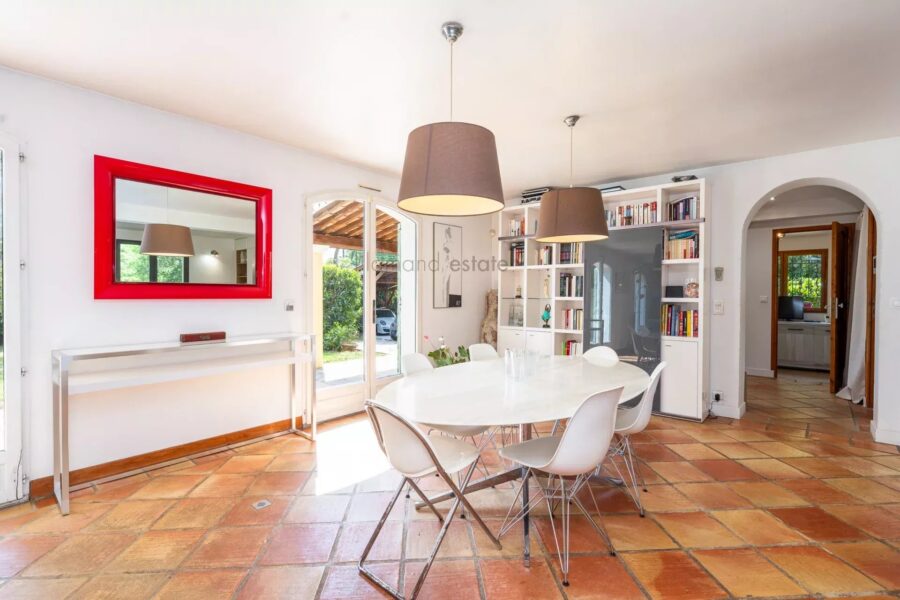 Maison à vendre à Valbonne — Vue nature — photo 8