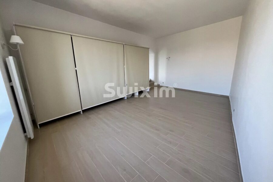 Appartement à vendre à Grignan — Vue nature — photo 11
