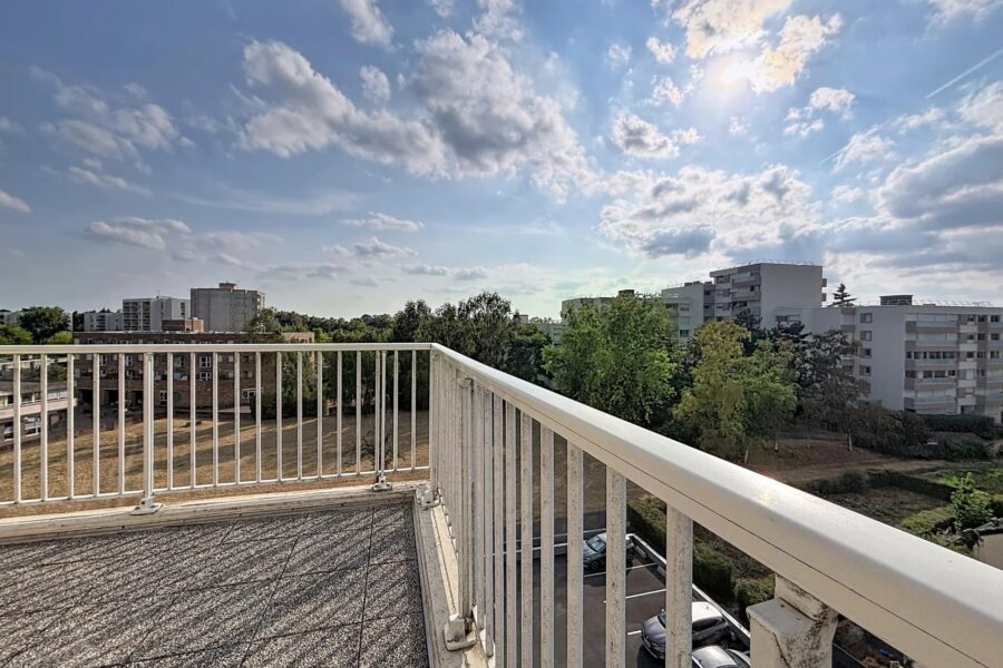 Appartement à vendre à Élancourt — Vue nature — photo 2