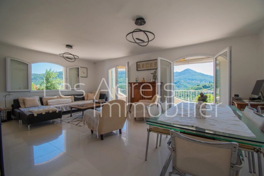 Maison à vendre à Les adrets-de-l&rsquo;estérel — Vue montagne — photo 8