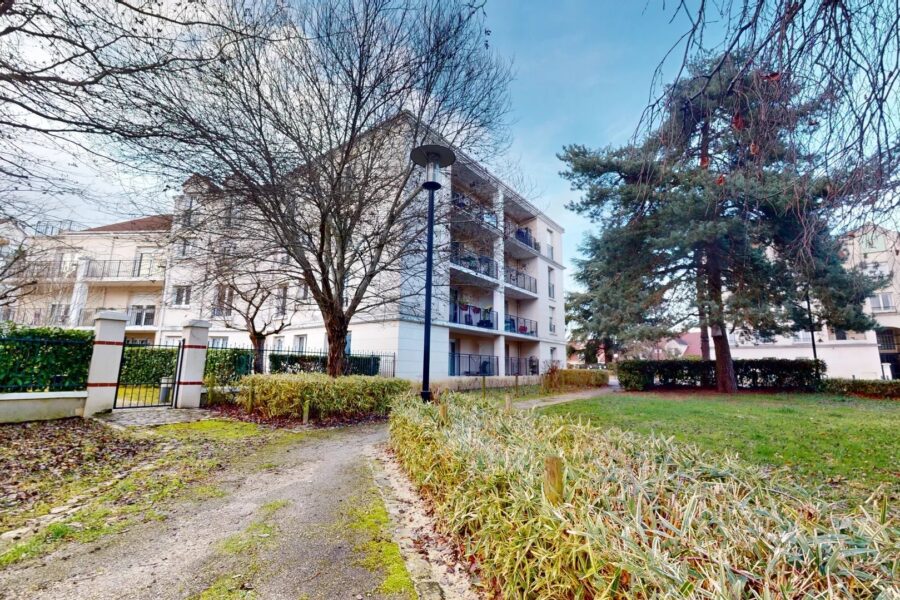 Appartement à vendre à Guyancourt — Vue parc — photo 4
