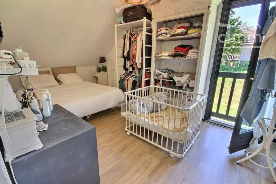 Maison à vendre à Valgelon-la rochette — Vue montagne — photo 18