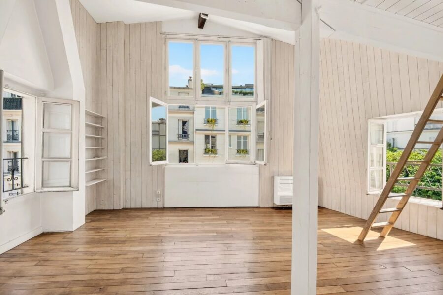 Appartement à vendre à Paris 18ème — Vue sur la ville — photo 3