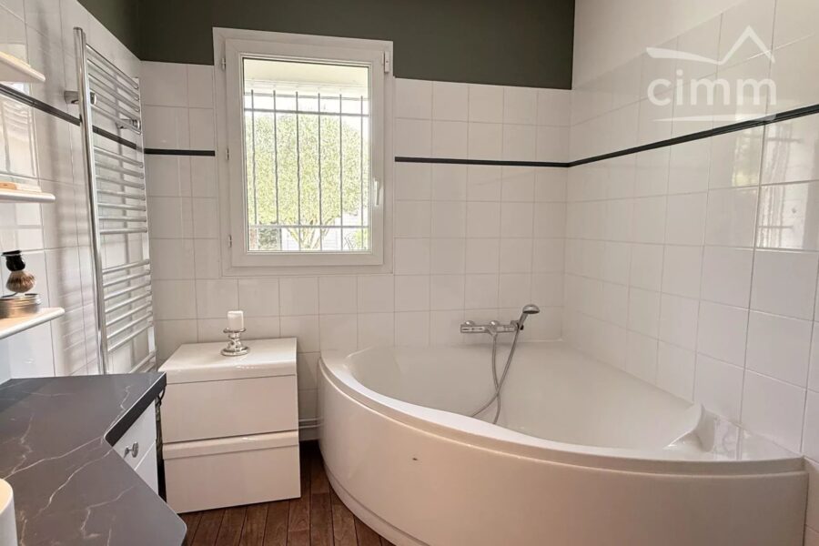 Maison à vendre à Blois — Vue parc — photo 20