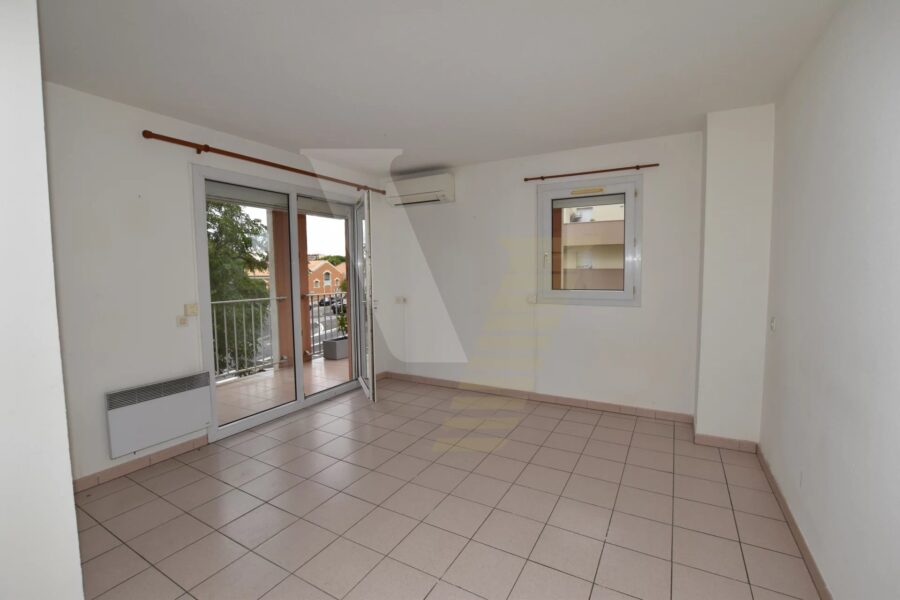 Appartement à louer à Béziers — Vue sur la ville — photo 3