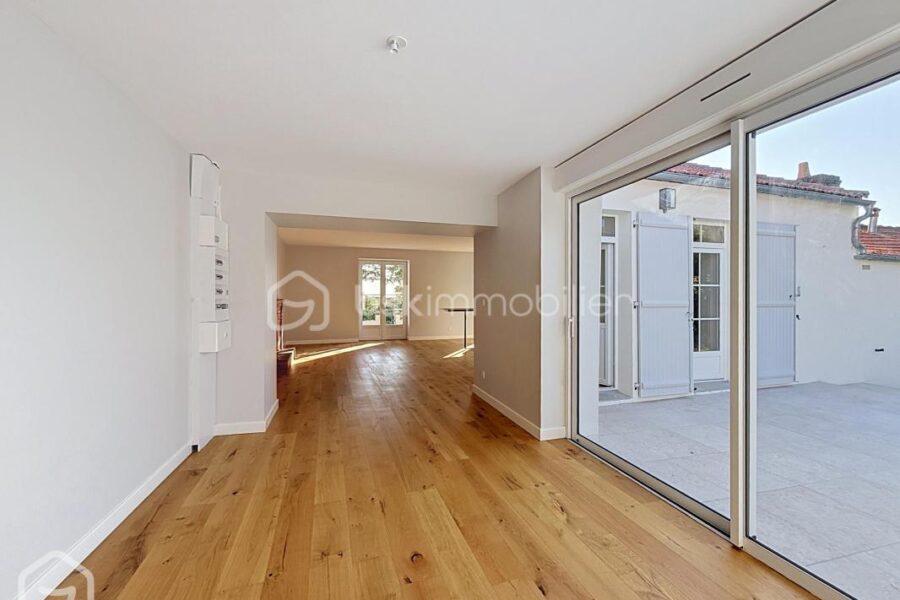 Maison à vendre à Barbatre — Vue mer — photo 6