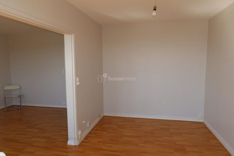 Appartement à vendre à Besancon — Vue sur la ville — photo 5