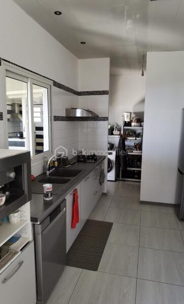 Maison à vendre à Saint denis — Vue mer — photo 5