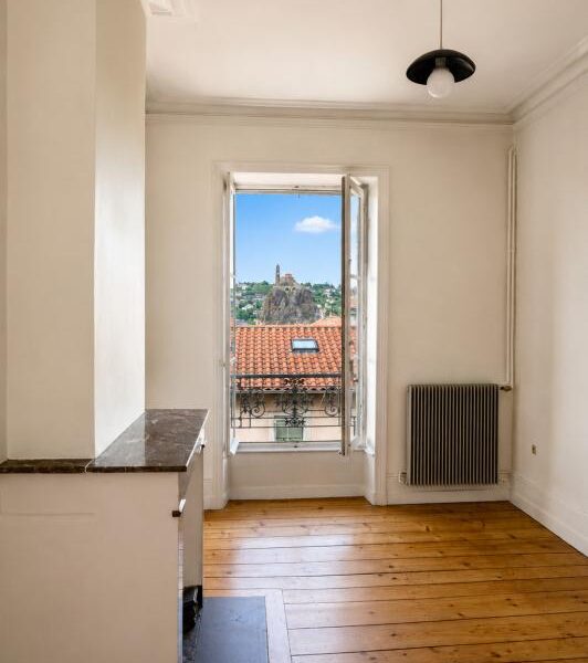 Appartement à vendre à Le puy en velay — Vue sur la ville — photo 6