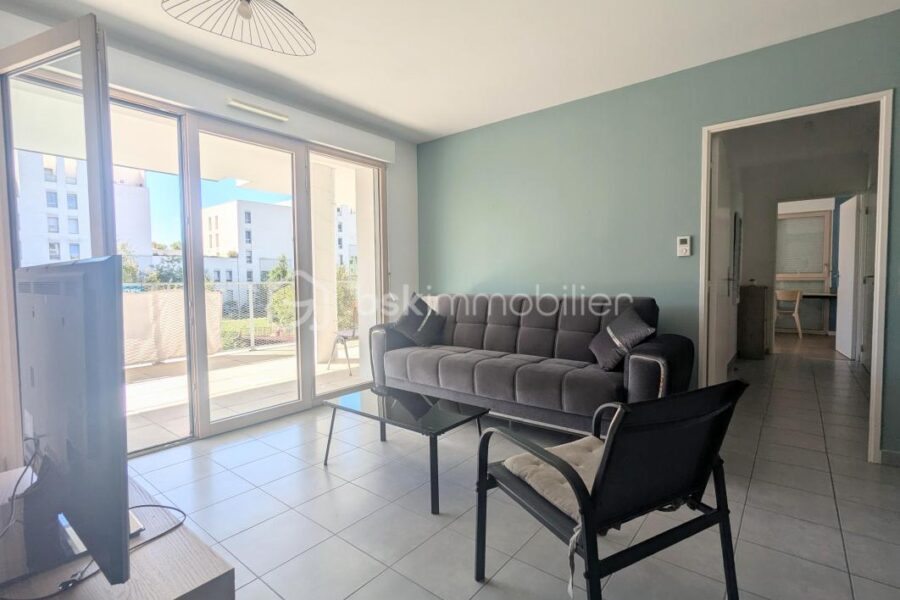 Appartement à louer à Villeurbanne — Vue sur la ville — photo 5