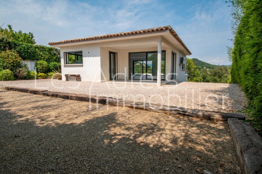 Maison à vendre à Les adrets-de-l&rsquo;estérel — Vue mer — photo 12