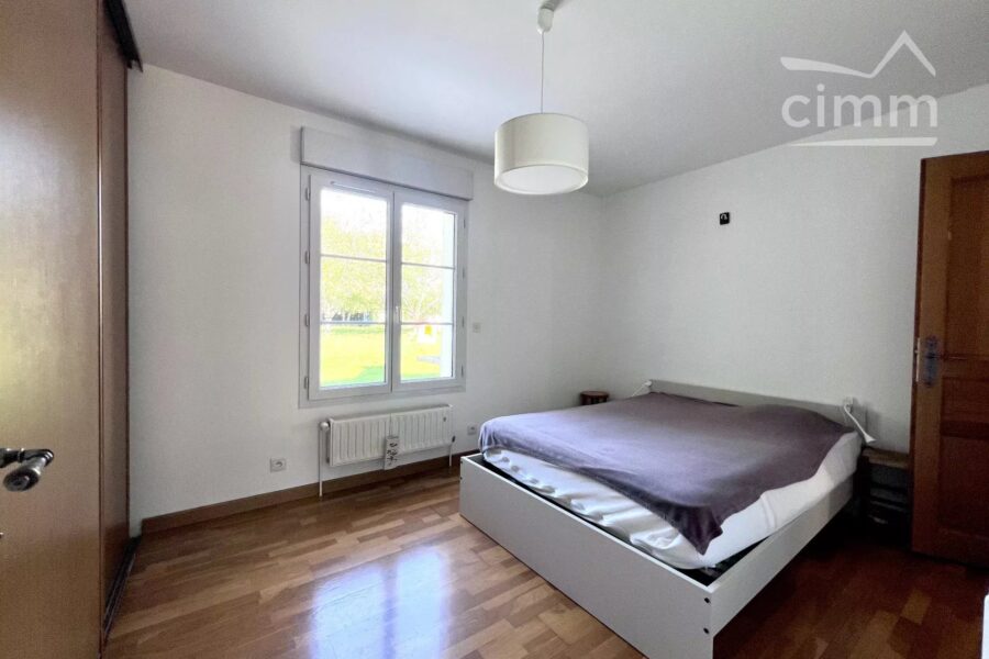 Maison à vendre à Chamant — Vue parc — photo 9