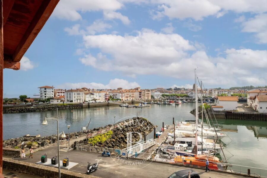 Appartement à vendre à Ciboure — Vue sur la ville — photo 1