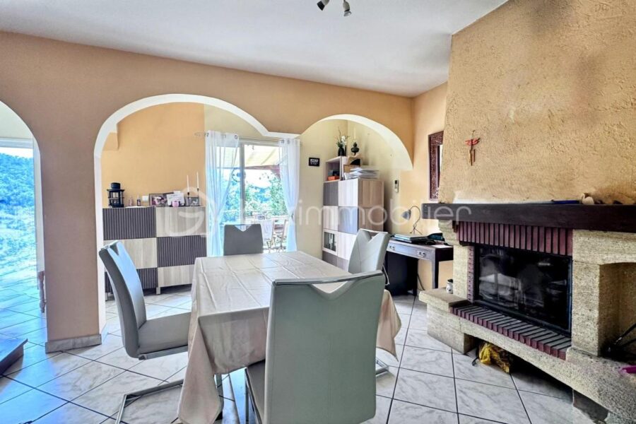 Maison à vendre à Le val