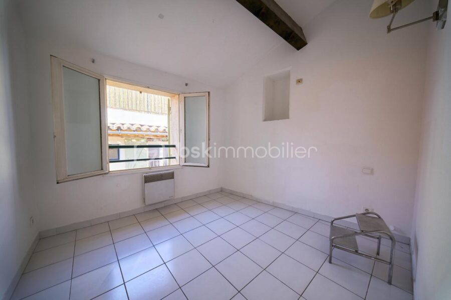 Appartement à vendre à Le beausset — Vue sur la ville — photo 6