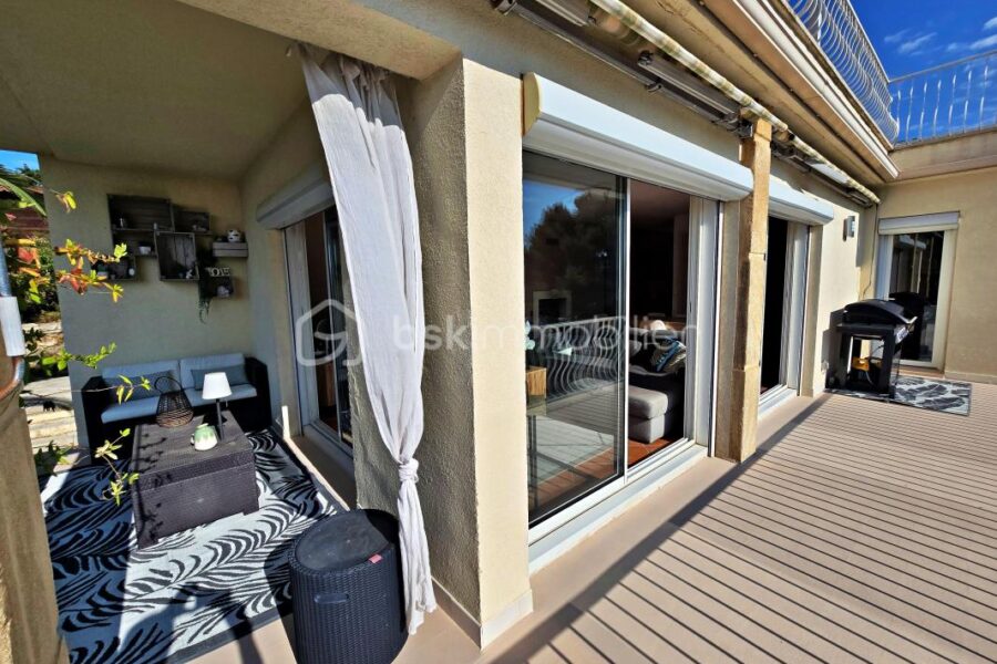 Maison à vendre à Carry le rouet — Vue mer — photo 6