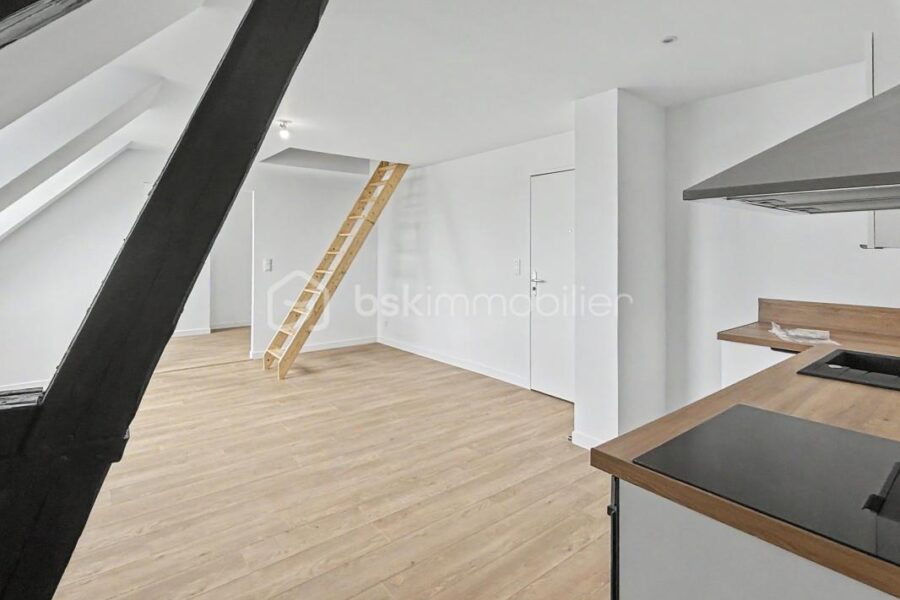 Appartement à vendre à Amiens — Vue sur la ville — photo 6