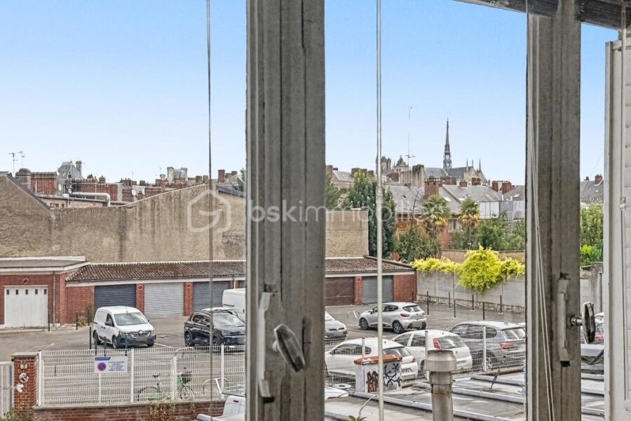 Appartement à vendre à Amiens — Vue sur la ville — photo 1
