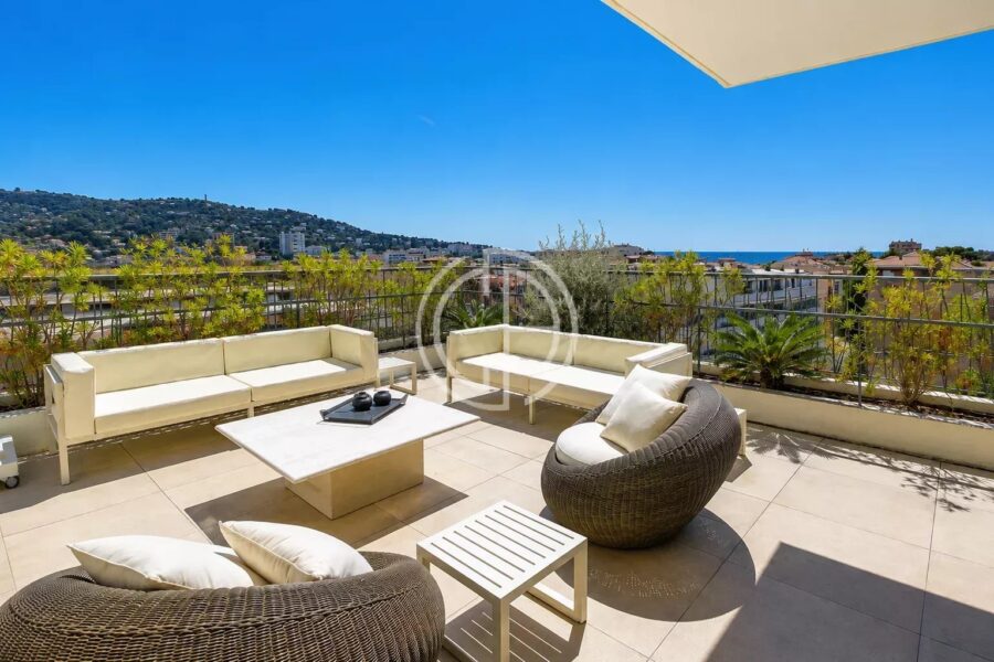 Appartement à vendre à Cannes — Vue montagne — photo 1