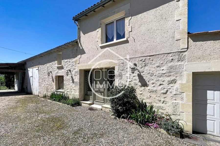 Maison à vendre à Montpeyroux — Vue parc — photo 27